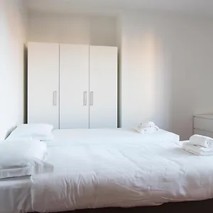 Youhosty - Magolfa 21 , Milano Italia