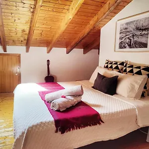 Attic Private Bedroom Homestay Aljezur